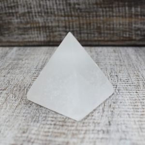 Pirâmide de selenite  5 cm